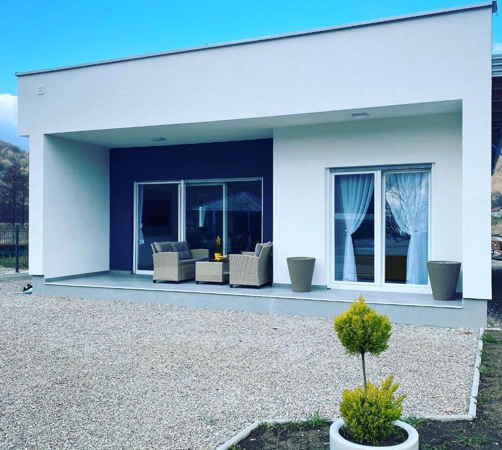 River Luxury House Bihac Bagian luar foto
