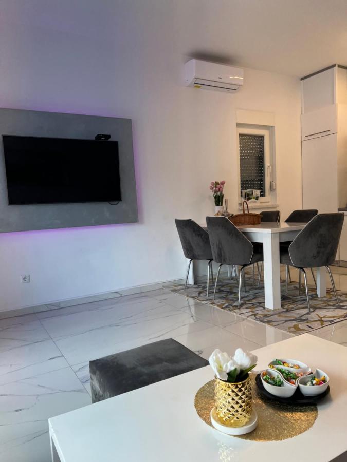 River Luxury House Bihac Bagian luar foto